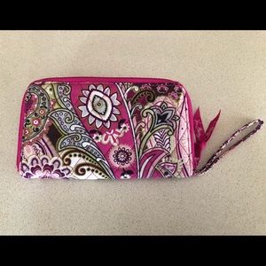 🌸Vera Bradley Wristlet Wallet 🌸